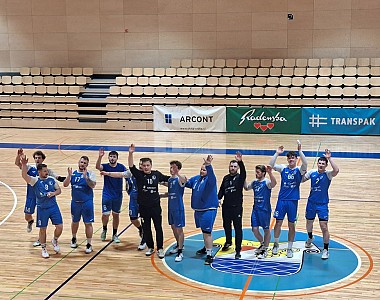 Zmaga proti Veliki Nedelji